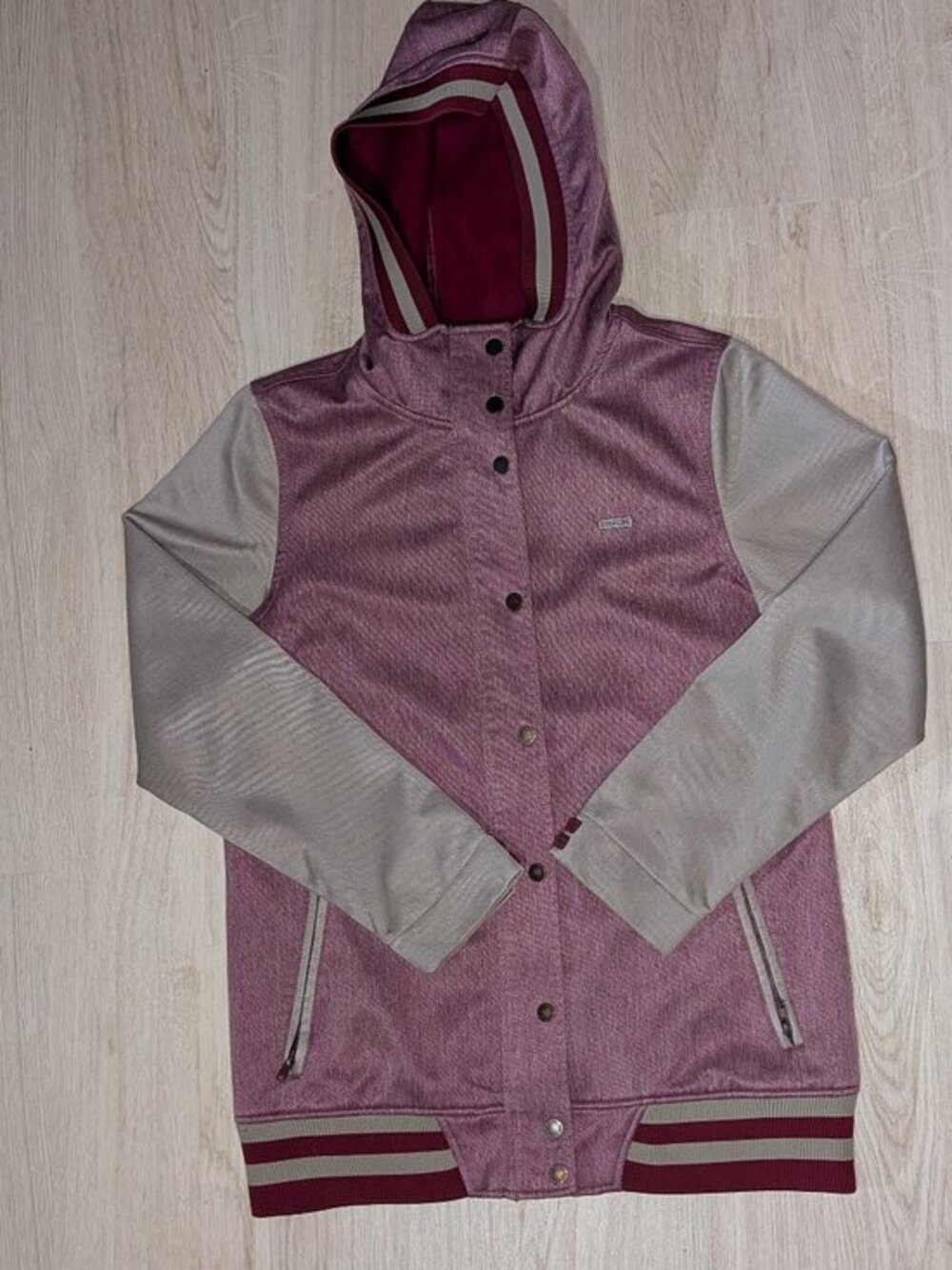 Empyre WNTR Collection Burgundty 10K Waterproof Snowboard Ski Jacket Medium